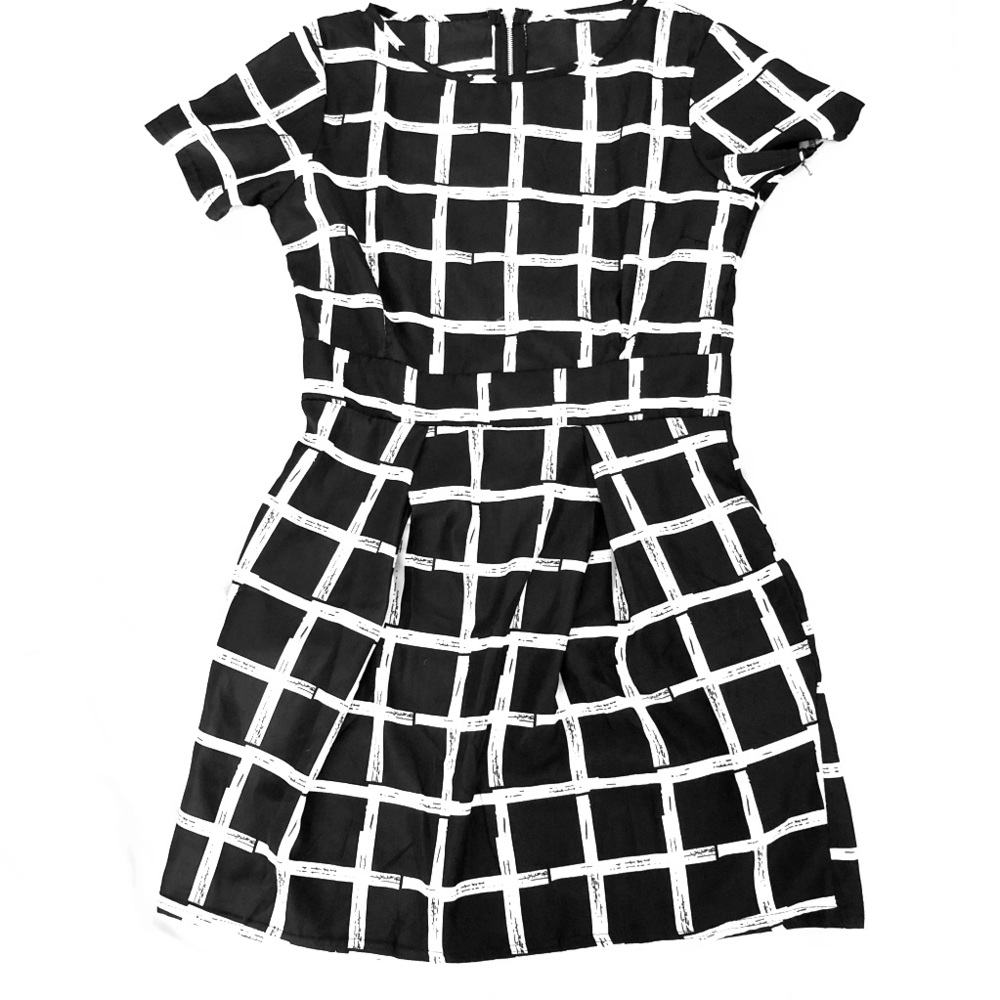 Black and white Dress